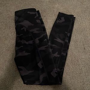 black camo athleta leggings